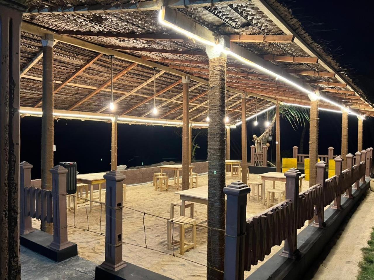 Ocean Reef Hotel 히카두와 외부 사진
