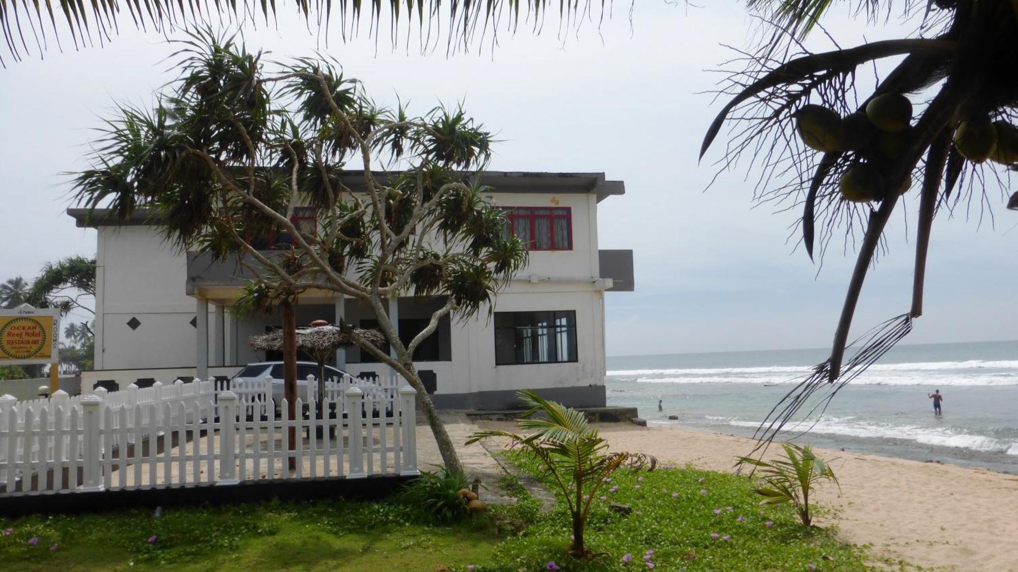 Ocean Reef Hotel 히카두와 외부 사진