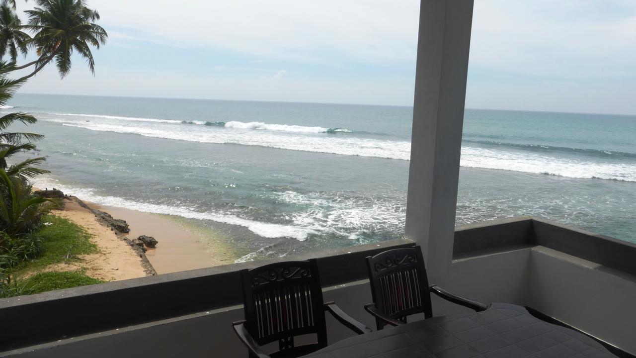 Ocean Reef Hotel 히카두와 외부 사진