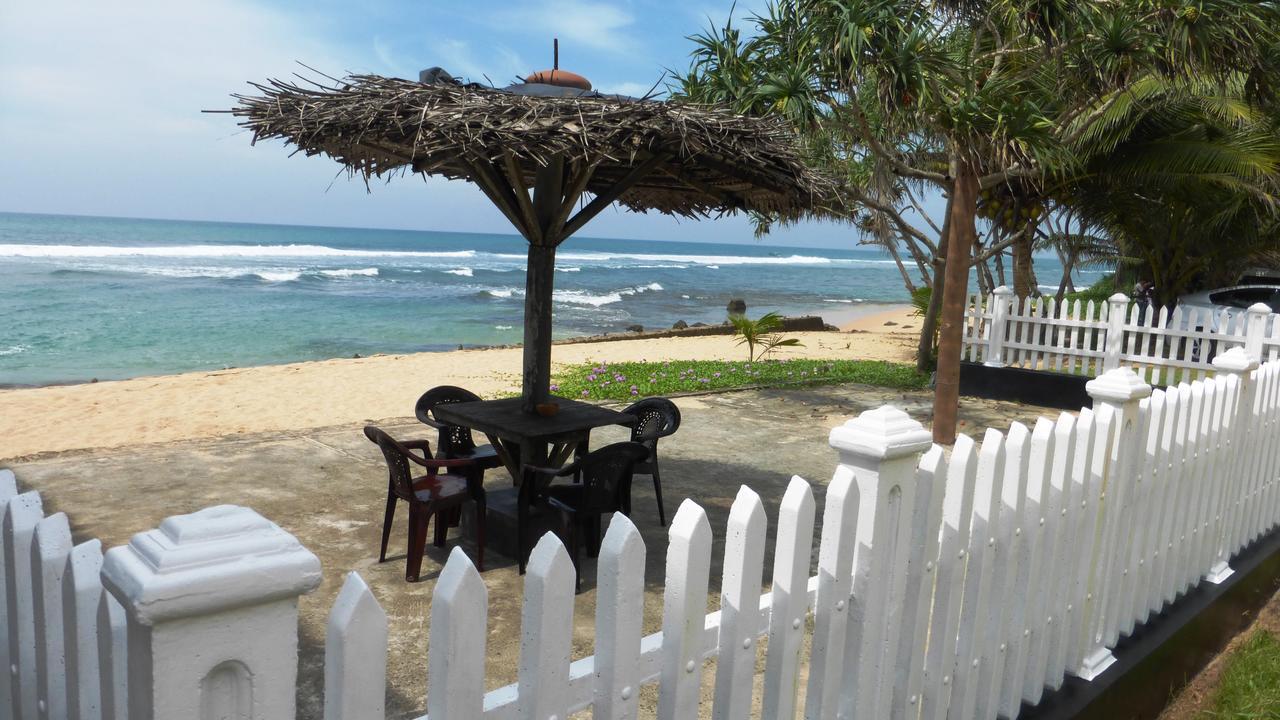 Ocean Reef Hotel 히카두와 외부 사진