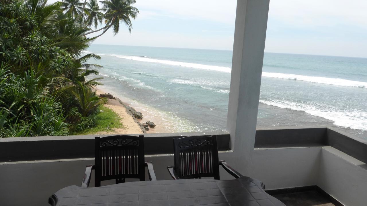 Ocean Reef Hotel 히카두와 외부 사진