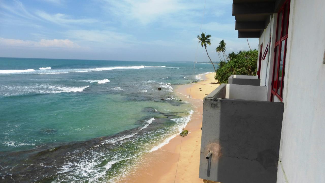 Ocean Reef Hotel 히카두와 외부 사진